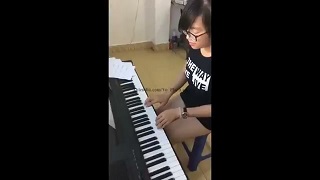 Hot College Couple Steamy Session