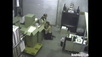 Raw Warehouse Blowjob: A Couple’s Filthy Fuck Session