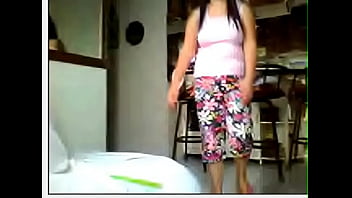 Filipina Webcam Whore Zenaida De Leon’s Sizzling Live Sex Show