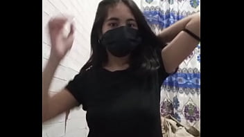 Filipina Teenager Masturbating