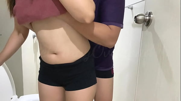 Filipina Scandal: Let My Neighbor Fill My Wet Pussy Raw